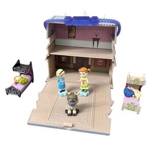 Disney Animators' Collection Littles Arendelle Castle Playset Elsa Anna Frozen